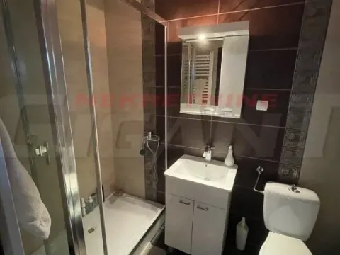 Prodaja, stan, 160m², Severni Bulevar, Zvezdara Sve Podlokacije - image 12