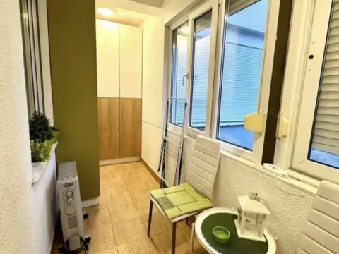 Rent, studio apartment, 30m², Blok 9, Podgorica - image 6