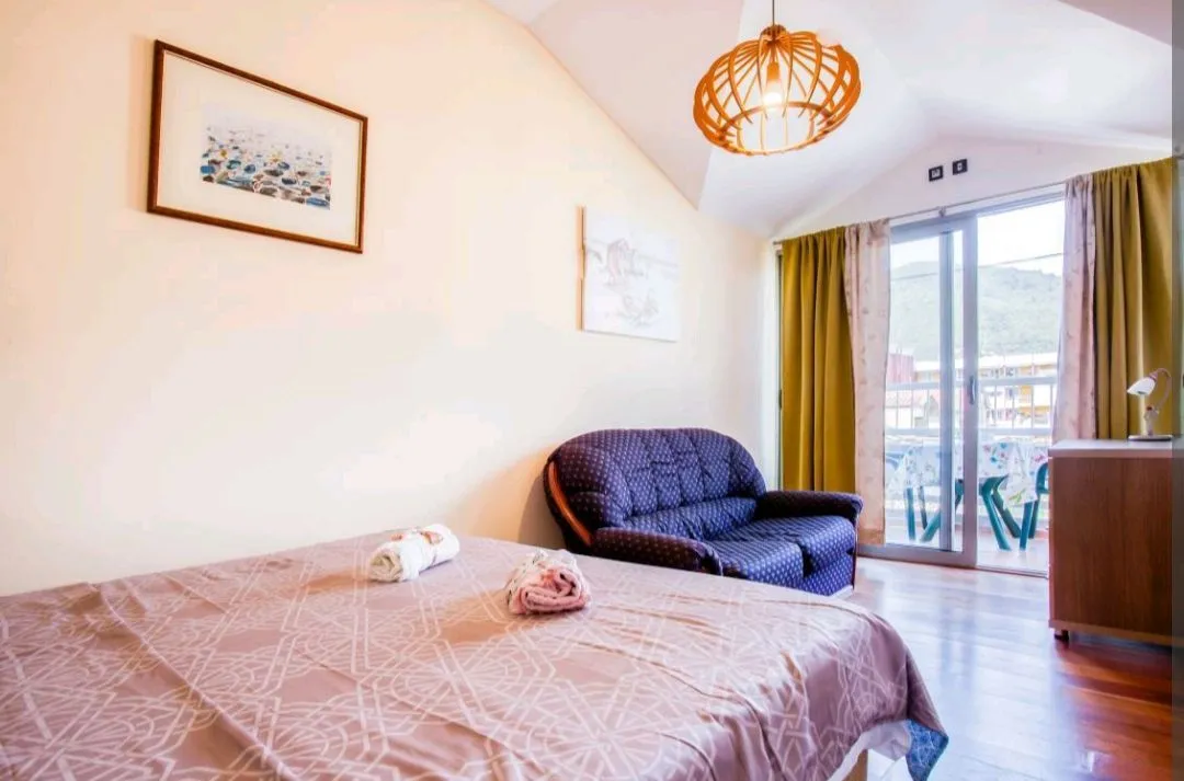 Rent, one bedroom apartment, 52m², Budva, Crna Gora
