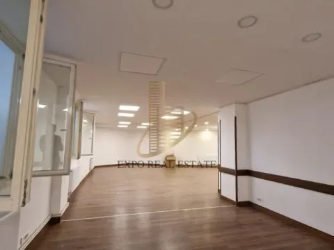 Prodaja, poslovni prostor, 176m², Kosančićev Venac, Beograd - image 4