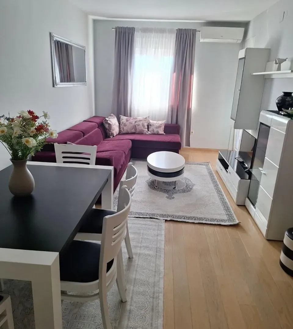 Rent, one bedroom apartment, 47m², City Kvart, Podgorica