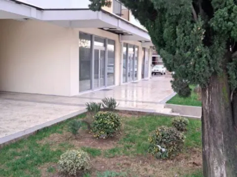 Rent, office space, 40m², Pobrežje, Podgorica - image 2