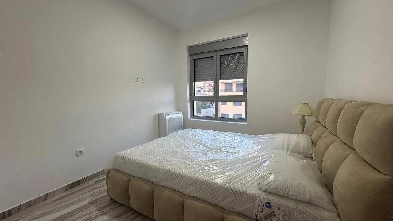 Prodaja, dvosoban stan, 104m², Tivat, Crna Gora