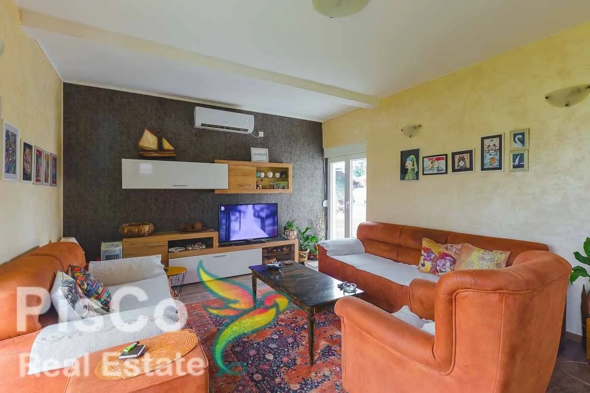 Prodaja, kuća, 170m², Donji Kokoti, Podgorica