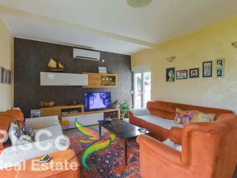 Prodaja, kuća, 170m², Donji Kokoti, Podgorica - image 1