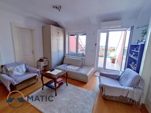 Sale, four bedroom apartment, 80m², Bulevar Oslobodjenja, Novi Sad Sve Podlokacije - image 7