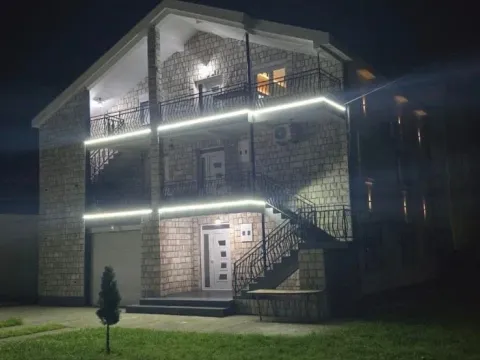 Rent, house, 360m², Zagorič, Podgorica - image 6