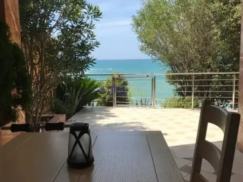 Prodaja, kuća, 275m², Bar, Crna Gora - image 2