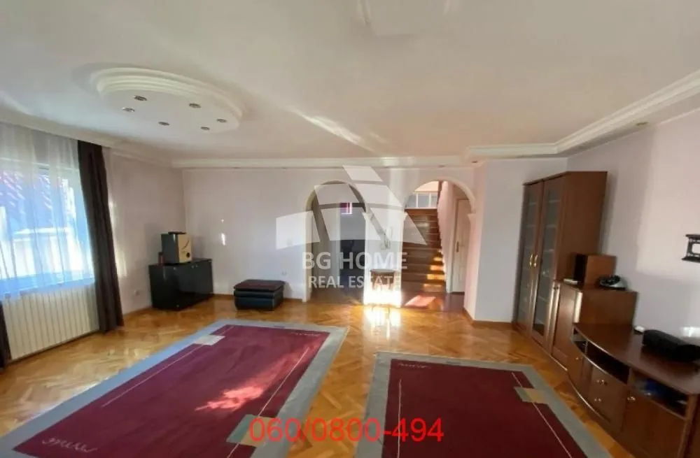 Prodaja, kuća, 364m², Banovo Brdo, Beograd