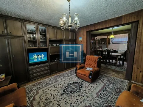 Prodaja, kuća, 291m², Ćuprija, Srbija - image 5