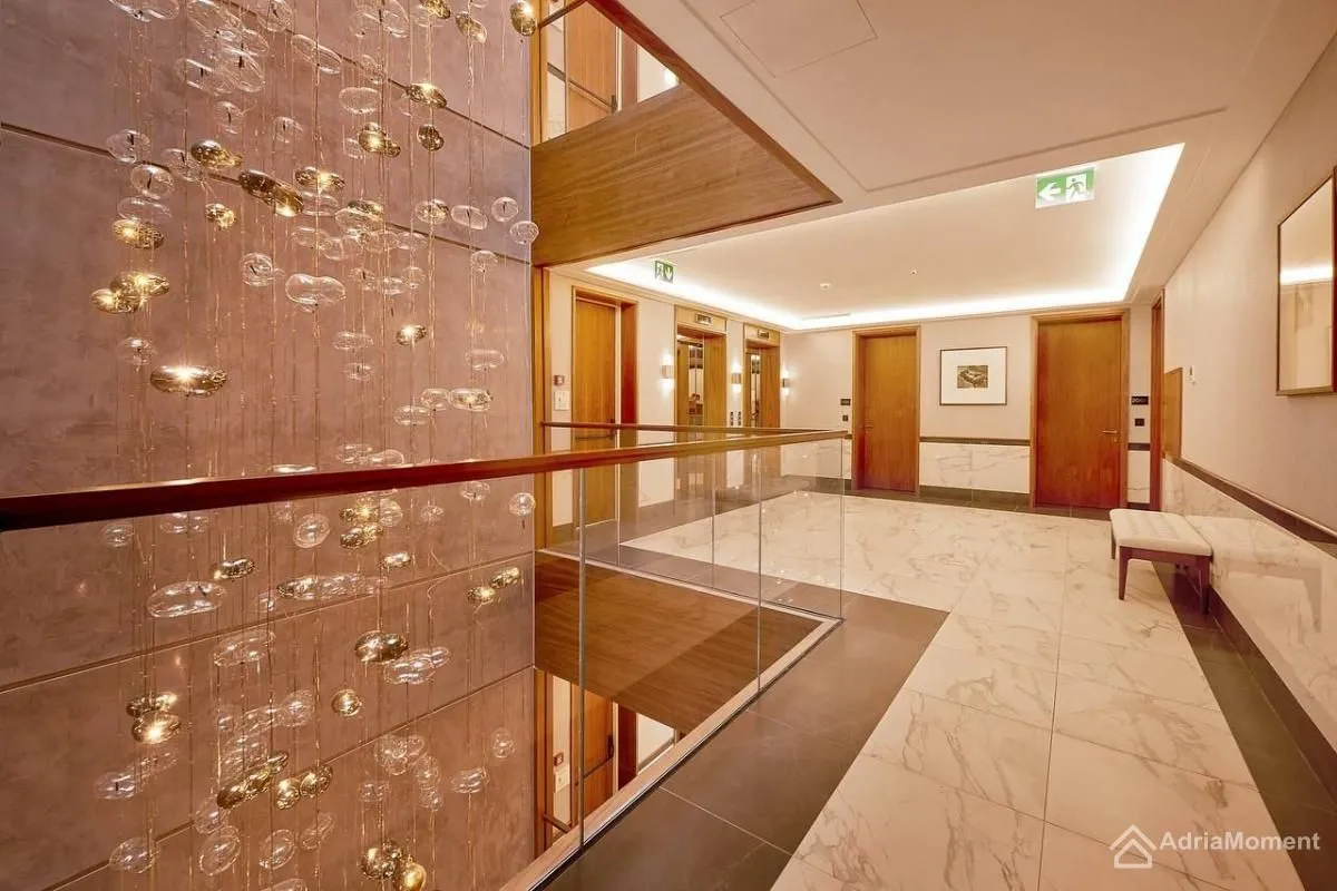 Sale, two bedroom apartment, 160m², Porto Montenegro, Tivat