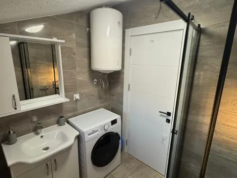 Rent, two bedroom apartment, 65m², Donja Gorica, Podgorica - image 11