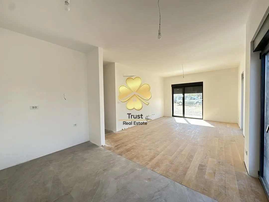 Prodaja, dvosoban stan, 84m², Zabjelo, Podgorica