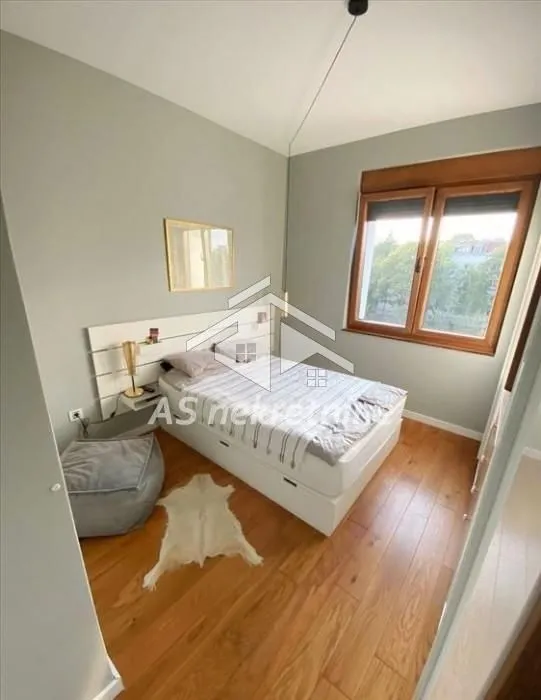 Izdavanje, dvosoban stan, 41m², Savski Venac, Beograd