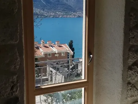 Prodaja, stan, 87m², Dobrota, Kotor - image 3
