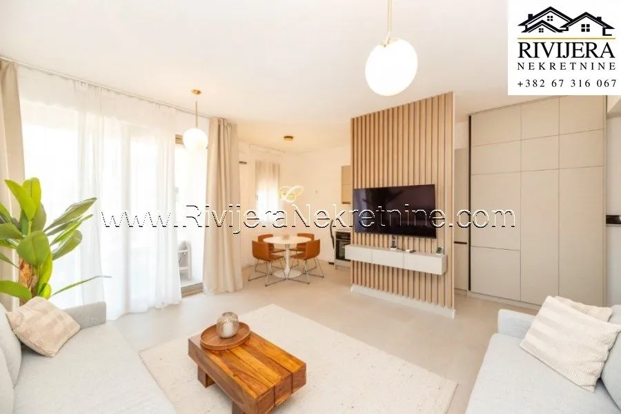 Prodaja, jednosoban stan, 51m², Baošići, Herceg Novi