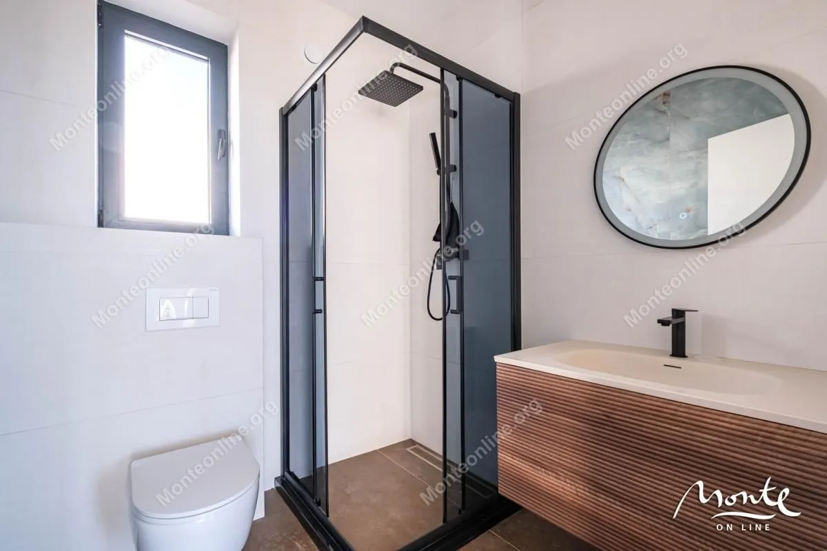 Prodaja, kuća, 130m², Kavač, Kotor