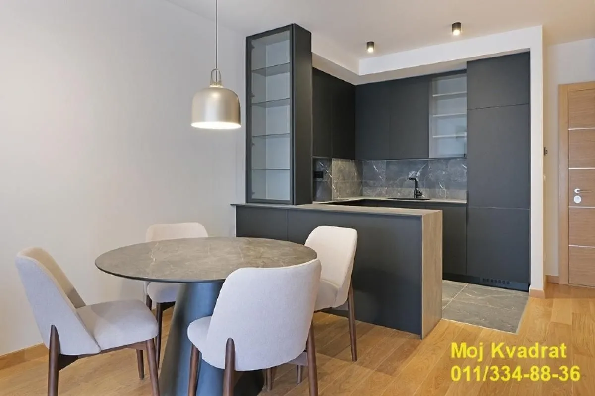 Prodaja, dvosoban stan, 57m², Novi Beograd Blok 65, Novi Beograd Sve Podlokacije