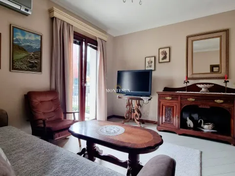 Rent, two bedroom apartment, 58m², Centar, Budva - image 3