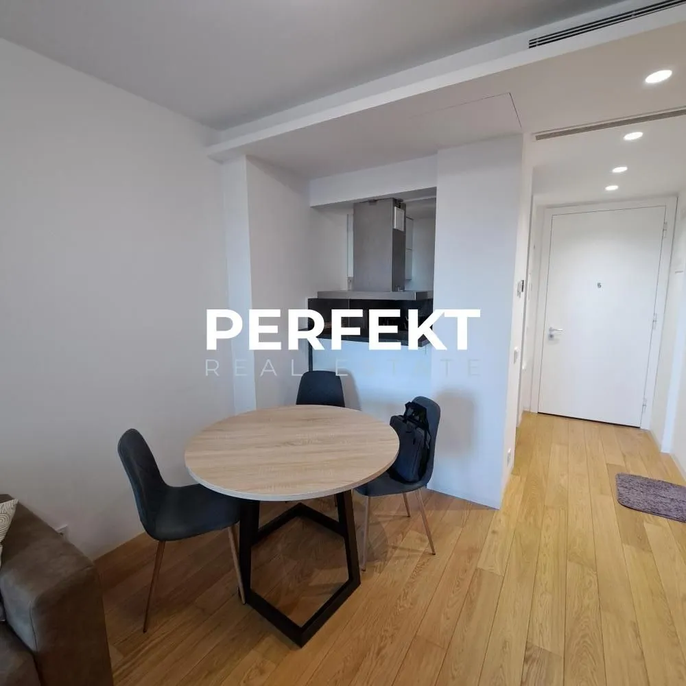 Rent, two bedroom apartment, 45m², Novi Beograd Sve Podlokacije, Beograd