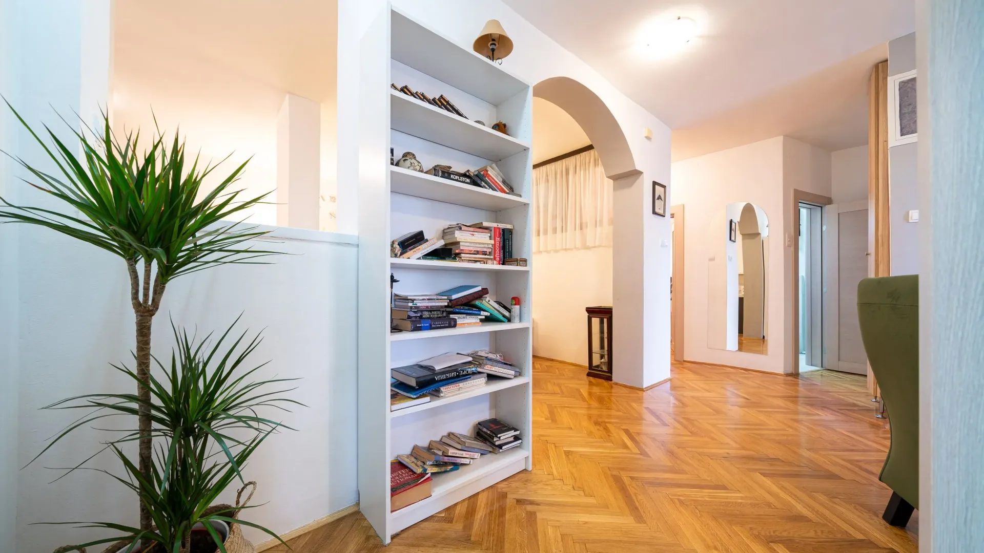 Rent, apartment, 118m², Gorica C, Podgorica