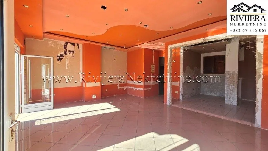 Sale, office space, 58m², Baošići, Herceg Novi