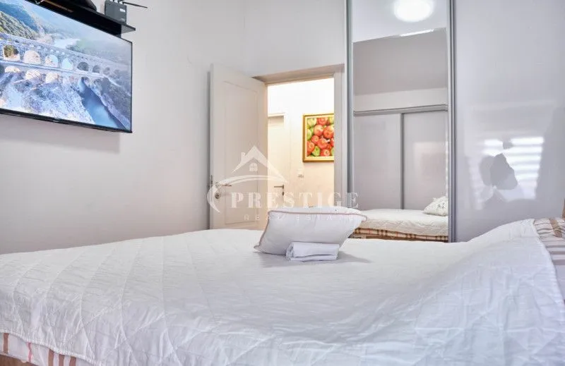 Prodaja, dvosoban stan, 70m², Drač, Podgorica