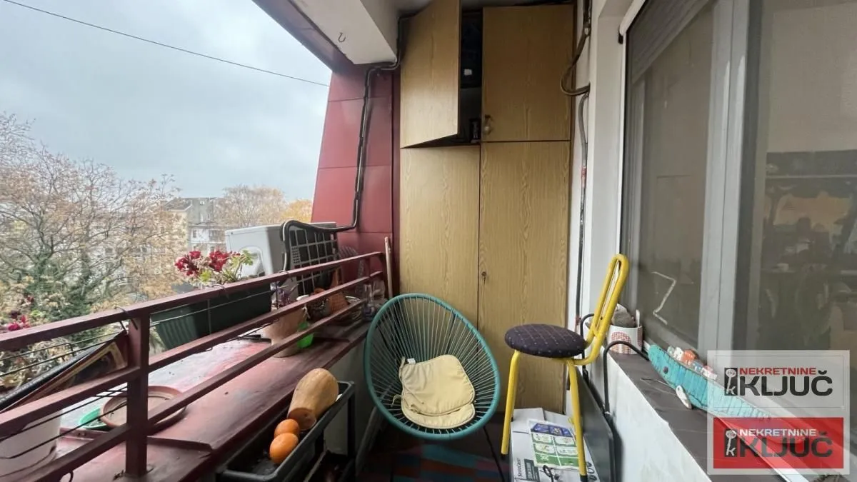 Prodaja, dvosoban stan, 77m², Centar, Novi Sad