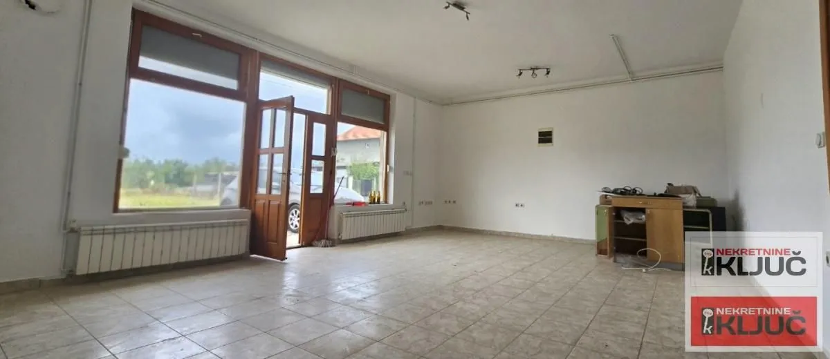 Izdavanje, poslovni prostor, 60m², Futog, Novi Sad Sve Podlokacije