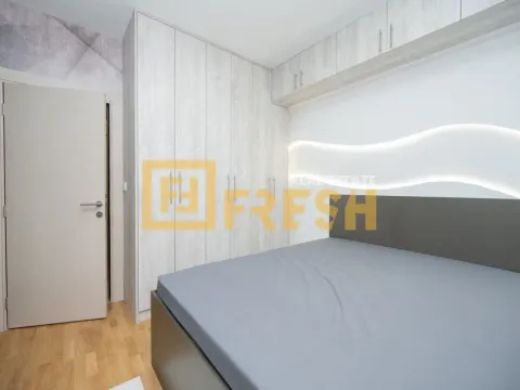 Rent, three bedroom apartment, 100m², Stara Varoš, Podgorica - image 10