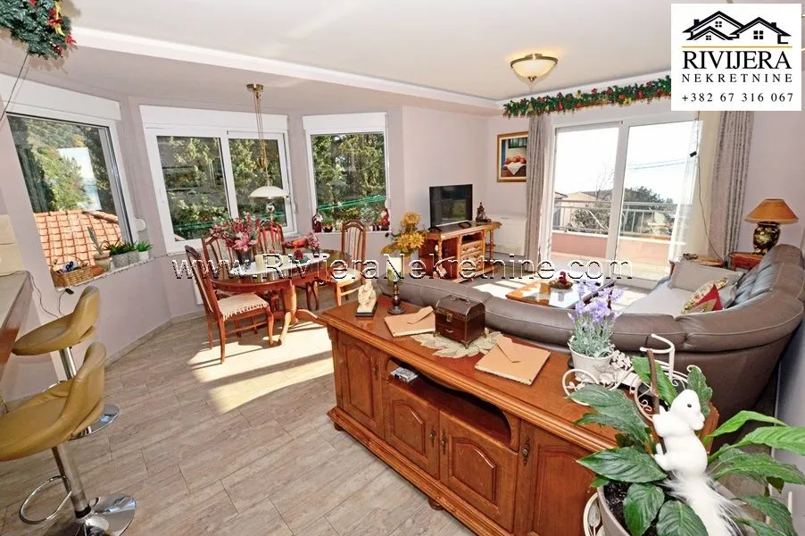Prodaja, kuća, 272m², Baošići, Herceg Novi