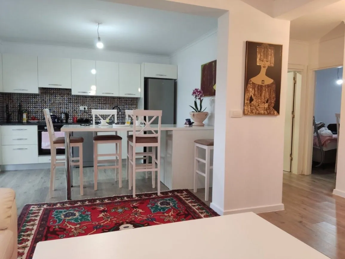 Izdavanje, trosoban stan, 65m², Sušćepan, Herceg Novi