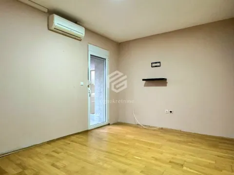 Rent, two bedroom apartment, 69m², Pobrežje, Podgorica - image 5