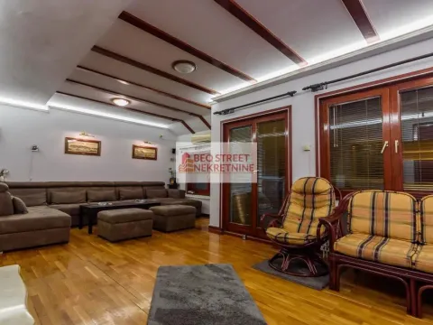 Prodaja, četvorosoban stan, 131m², Stari Grad, Beograd - image 5