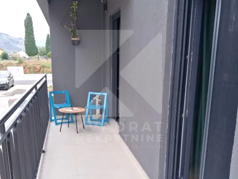 Rent, one bedroom apartment, 44m², Tološi, Podgorica - image 8