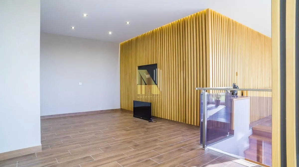 Prodaja, četvorosoban stan, 113m², Telep, Novi Sad Sve Podlokacije
