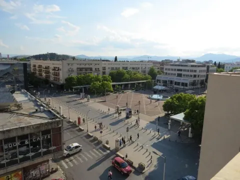 Rent, one bedroom apartment, 45m², Centar, Podgorica - image 12