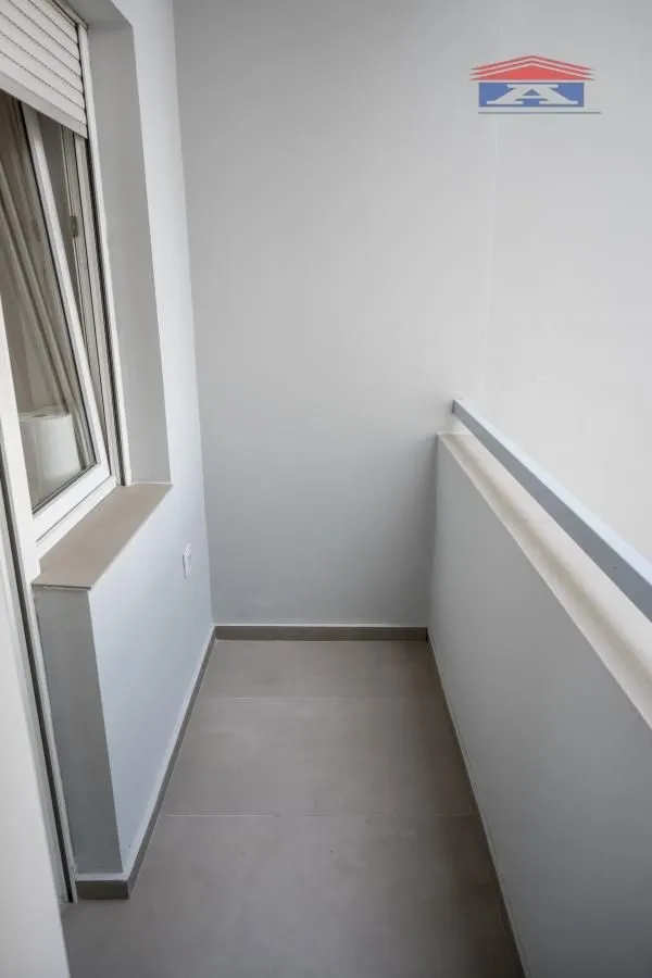 Prodaja, garsonjera, 27m², Bulevar Oslobodjenja, Novi Sad Sve Podlokacije