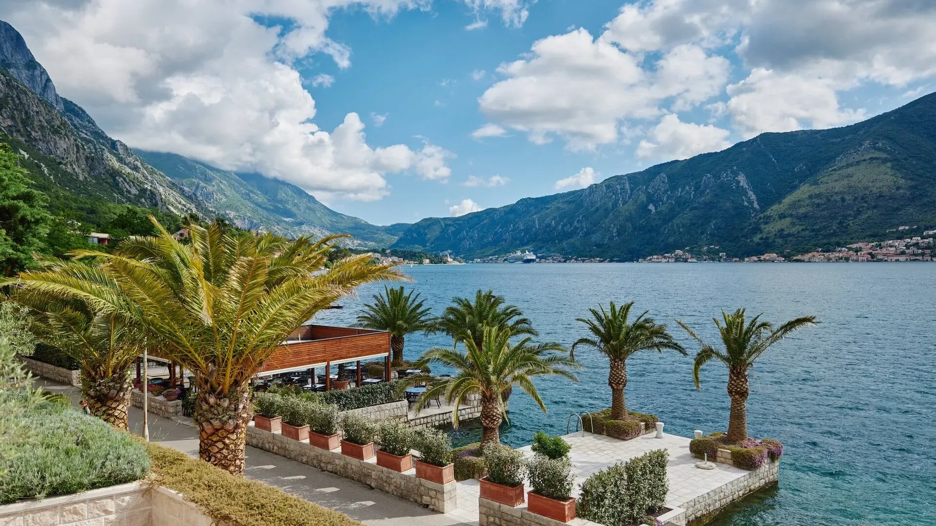 Sale, house, 420m², Dobrota, Kotor