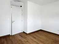 Rent, two bedroom apartment, 64m², Podgorica, Crna Gora - image 4