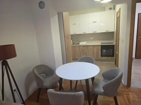 Rent, two bedroom apartment, 72m², Dubovica, Budva - image 3