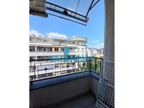 Izdavanje, trosoban stan, 56m², Vračar Sve Podlokacije, Beograd - image 14