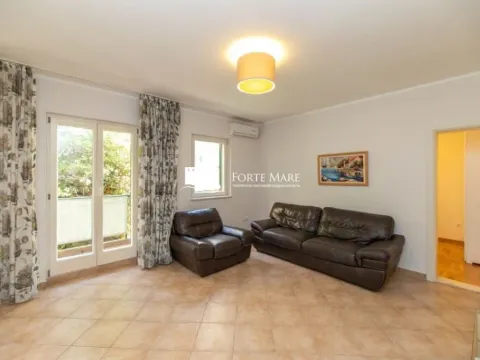 Sale, one bedroom apartment, 79m², Herceg Novi, Crna Gora - image 6