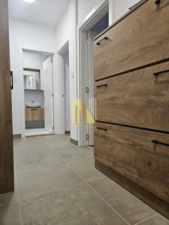 Prodaja, trosoban stan, 59m², Avijatičarsko naselje, Novi Sad Sve Podlokacije