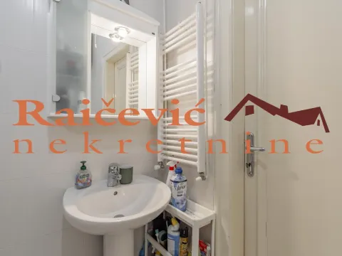 Izdavanje, dvosoban stan, 60m², Centar, Stara Pazova - image 15