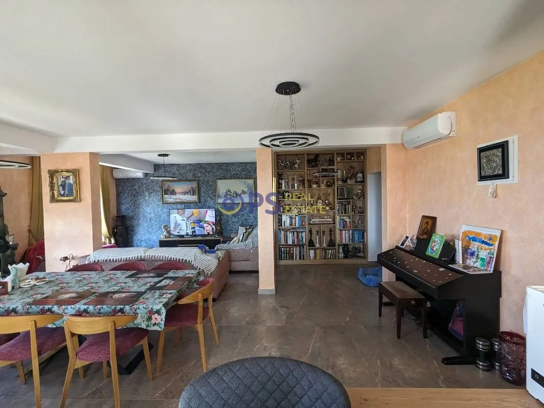Sale, three bedroom apartment, 176m², Bar, Crna Gora