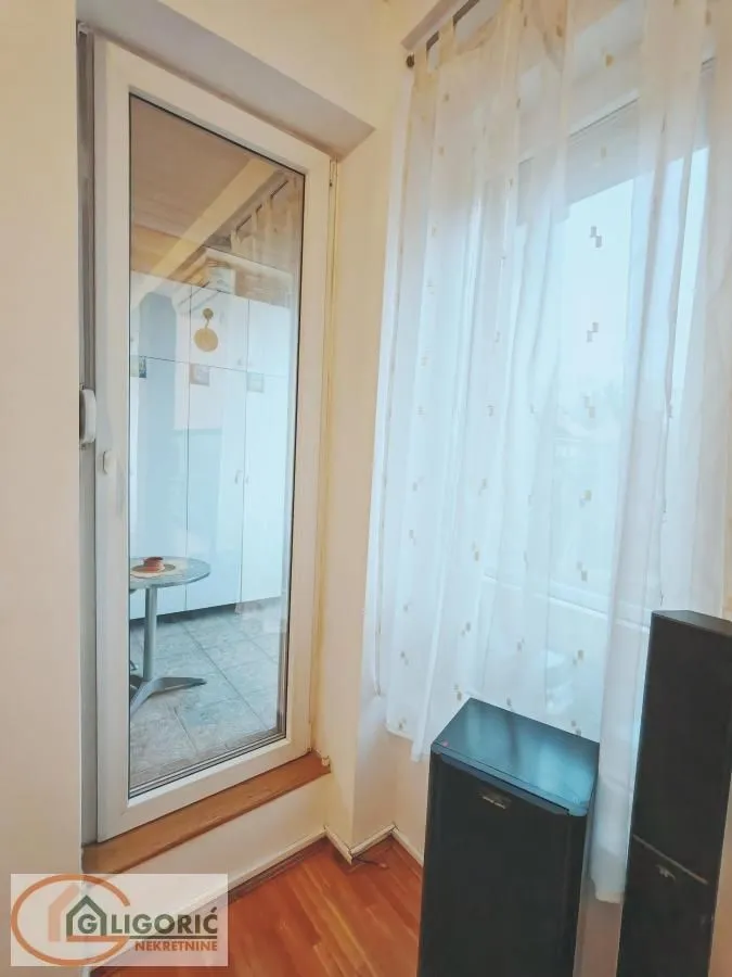 Rent, three bedroom apartment, 85m², Zvezdara Sve Podlokacije, Beograd