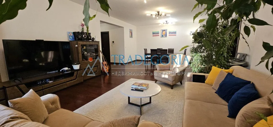 Prodaja, trosoban stan, 151m², Bar, Crna Gora