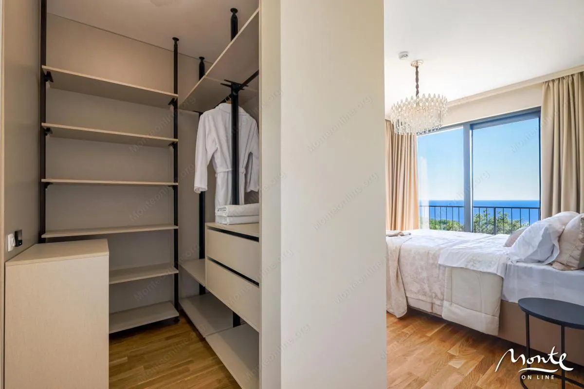 Sale, house, 220m², Reževići, Budva