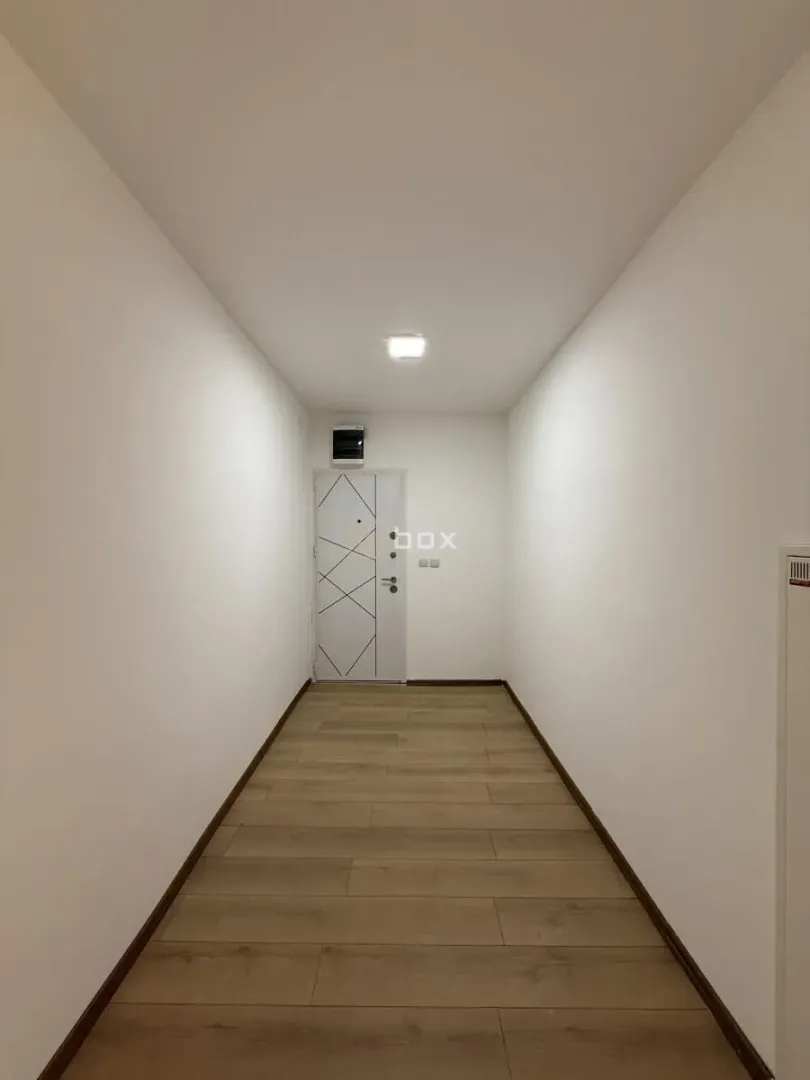 Prodaja, dvosoban stan, 72m², Pantelej, Niš